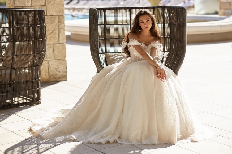 Dress GR011 from the Golden Ray collection by Angeo Bridal
