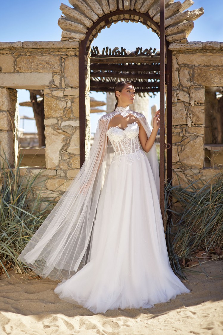 Dress GR031 from the Golden Ray collection by Angeo Bridal