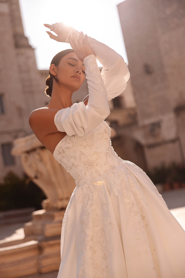 Плаття M271 Aspen з колекції Monopoli від Angeo Bridal