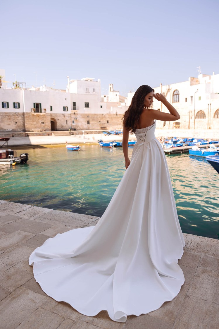 Плаття M276 Lilith з колекції Monopoli від Angeo Bridal