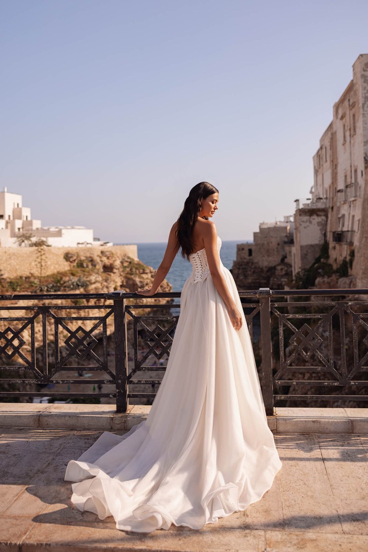 Плаття M279 Belinda з колекції Monopoli від Angeo Bridal