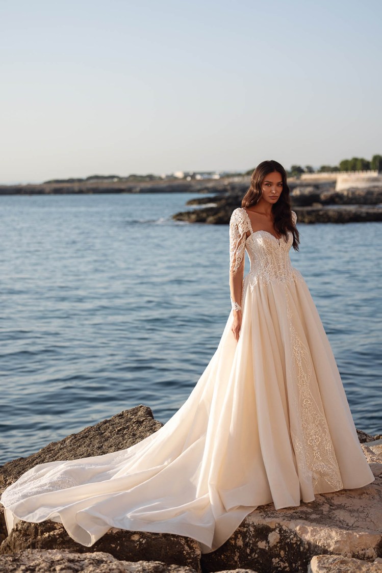 Плаття M299 Mireya з колекції Monopoli від Angeo Bridal