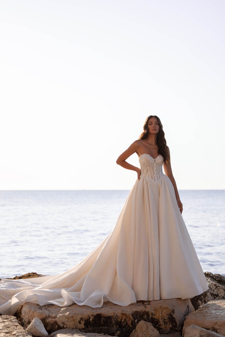 Плаття M299 Mireya з колекції Monopoli від Angeo Bridal