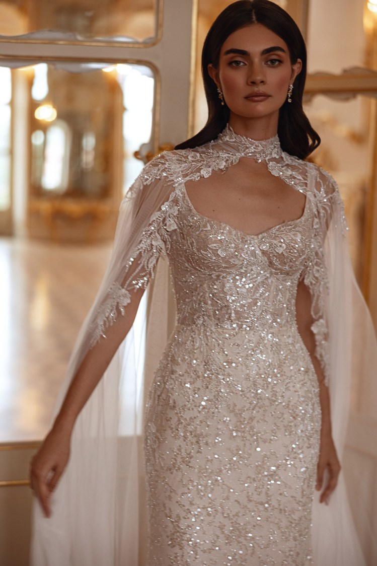 Dress RE232 Tira from the Royal Elegance collection by Angeo Bridal