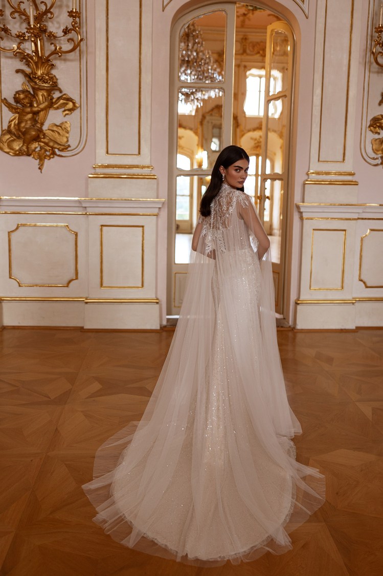 Dress RE232 Tira from the Royal Elegance collection by Angeo Bridal