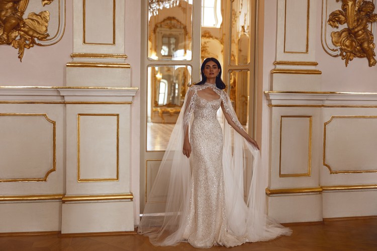 Dress RE232 Tira from the Royal Elegance collection by Angeo Bridal