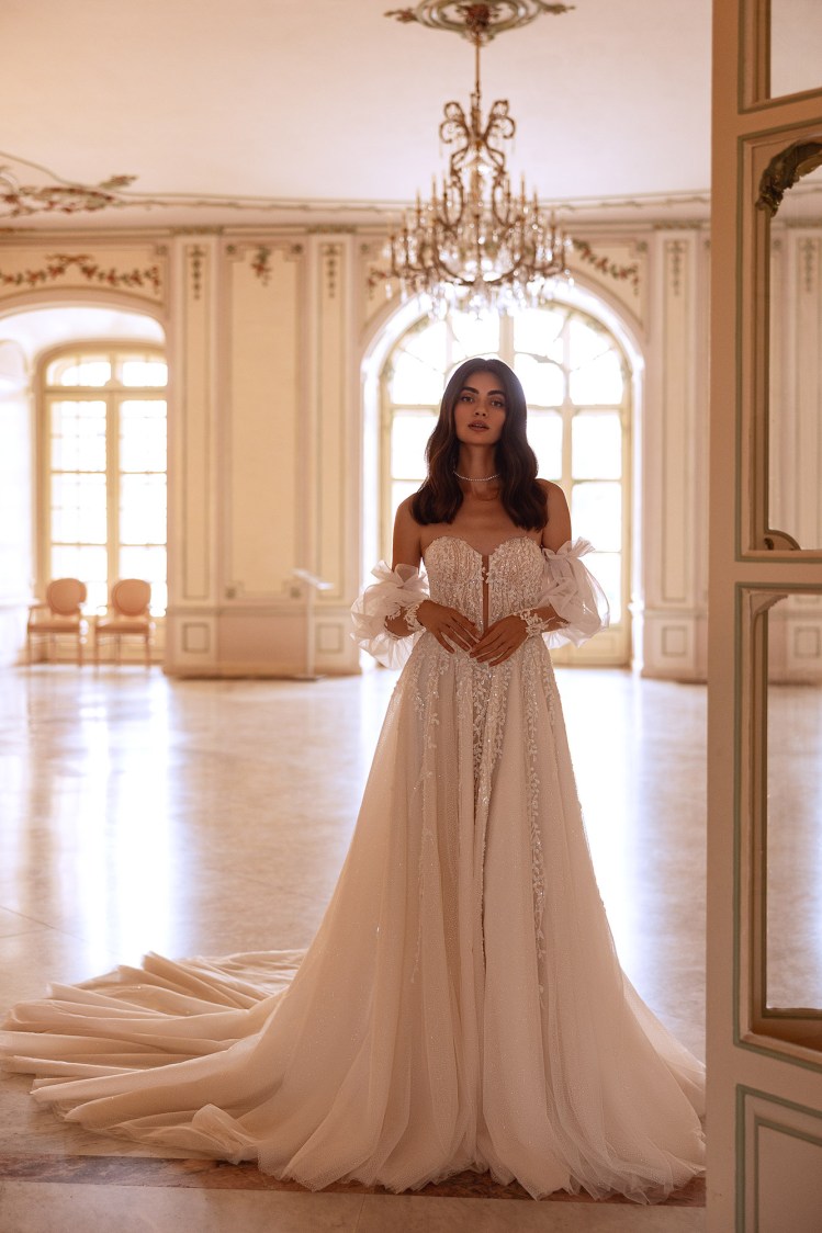 Dress RE242 Elara from the Royal Elegance collection by Angeo Bridal
