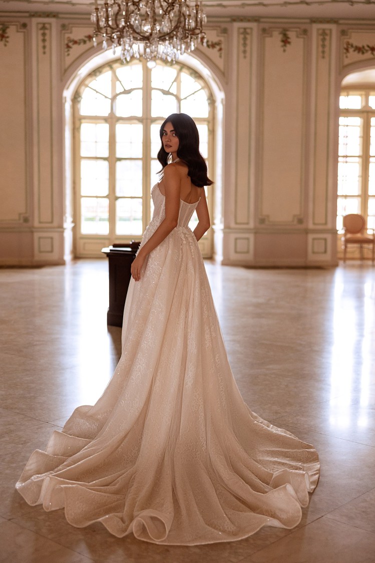 Dress RE251 Sheryl from the Royal Elegance collection by Angeo Bridal