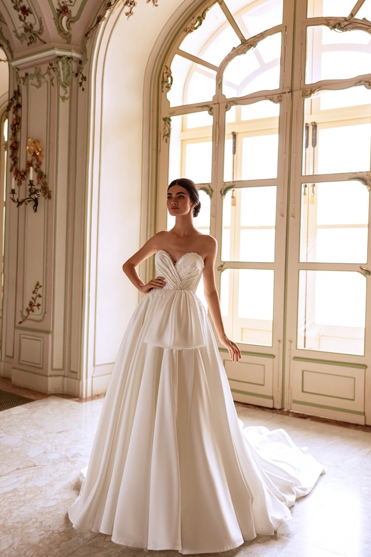 Dress RE253 Janice from the Royal Elegance collection by Angeo Bridal