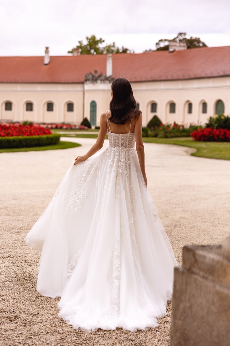 Dress RE255 Darcy from the Royal Elegance collection by Angeo Bridal